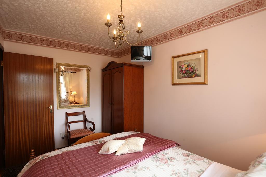 Sleepy Hollow B&B Балліміна Номер фото